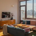شقة Spacious 3br Atrium Penthouse, Balcony, Cismigiu بوخارست