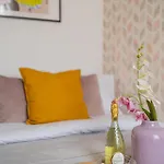 Spacious 3br Atrium Penthouse, Balcony, Cismigiu شقة
