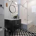 شقة Spacious 3br Atrium Penthouse, Balcony, Cismigiu *