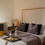 Spacious 3br Atrium Penthouse, Balcony, Cismigiu شقة