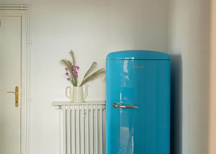 Spacious 3br Atrium Penthouse, Balcony, Cismigiu アパート